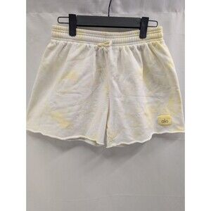 ALO Yoga Cream & Pale Yellow Athletic Shorts